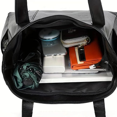 Elegância Atemporal de Martha | Bolsa Clássica